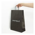 bolsa papel kraft 41x30x12 negra impresa