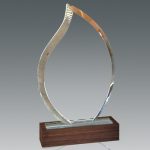 Galvano Cristal con Base de Madera BLAS 55 - Imagen 3